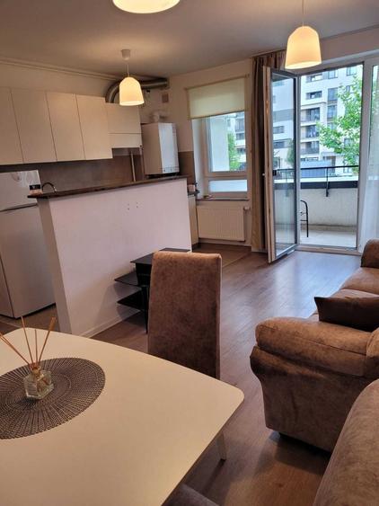 Apartament cu 2 camere decomandat în Avantgarden
