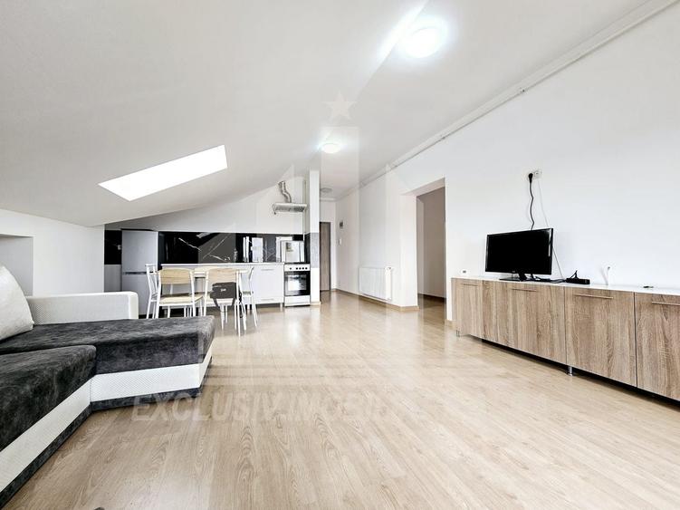 Apartament cu 3 camere decomandat, mobilat în Cetate