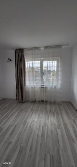 Spațiu comercial, de 30 mp, în Central