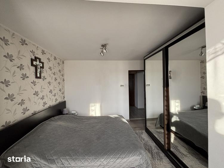 Apartament cu 3 camere decomandat în Tudor