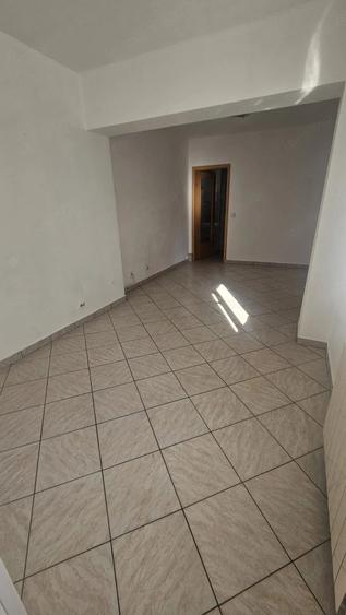 Carol Knappe | Casa Renovata | 5 Camere | Ideala pentru Birouri - 2
