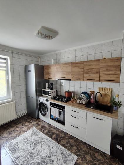Apartament cu 2 camere decomandat în Mureșeni