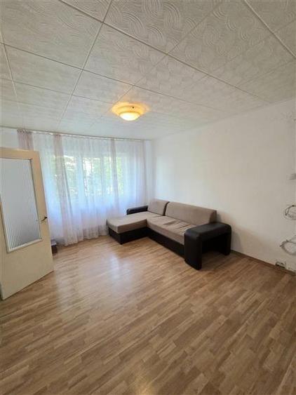 Apartament 3 Camere, Semidecomandat, zona Badea Cartan - 3