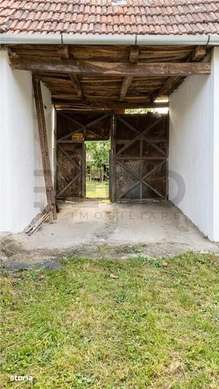 Casă cu 2 camere decomandat cu Teren 1742 Mp în Husasău de Tinca