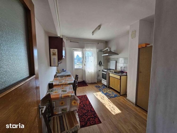 Apartament cu 2 camere decomandat în 9 Mai