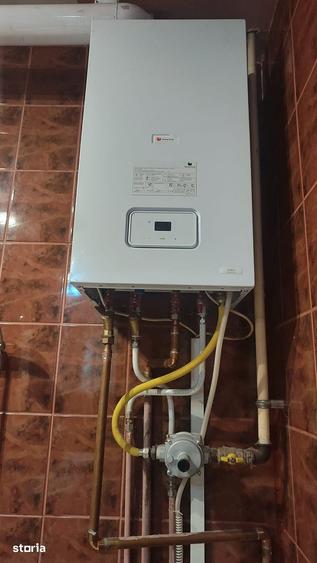 Apartament cu 3 camere în Decebal