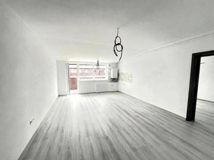 Apartament cu 2 camere semidecomandat în Sânpetru