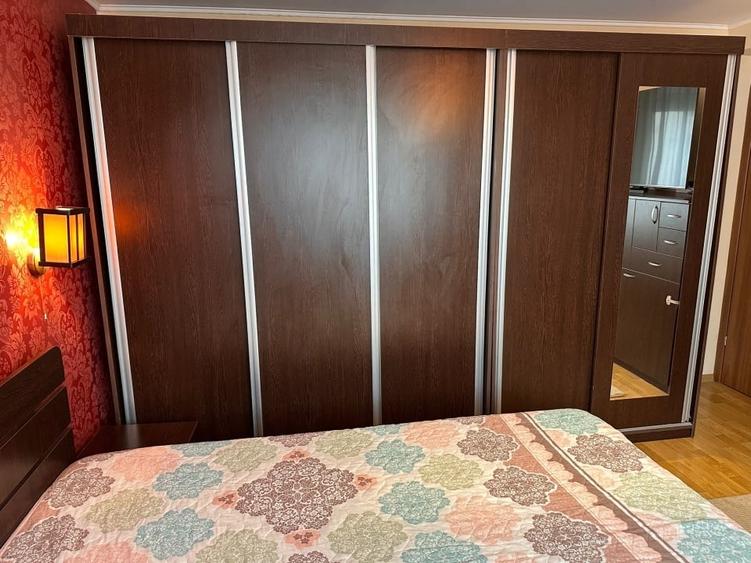 Apartament cu 3 camere decomandat, mobilat în Lujerului