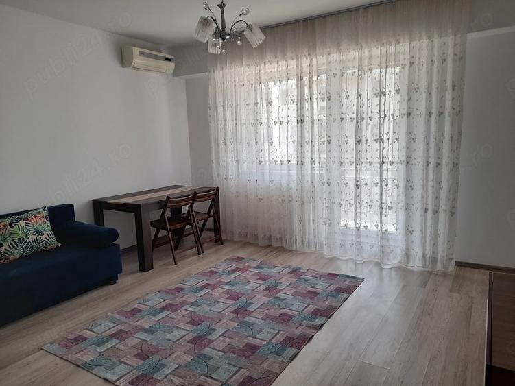 Apartament cu 2 camere semidecomandat în Berceni