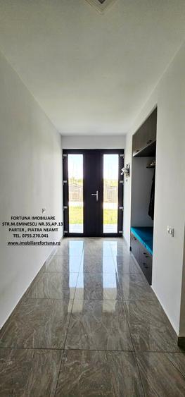 Casă cu 3 camere cu Teren 500 Mp în Est