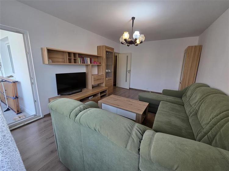Apartament cu 2 camere decomandat în Brazda lui Novac