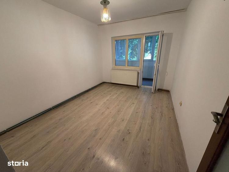 Apartament cu 3 camere decomandat 72 M2 cu balcon si pivnita - 12