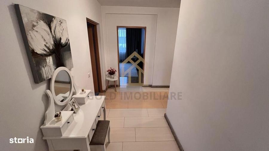 Apartament cu 3 camere în Central