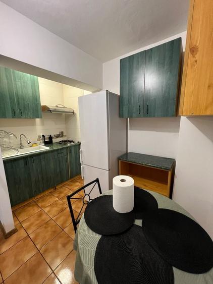 Apartament cu 2 camere decomandat în P-ța Alba Iulia