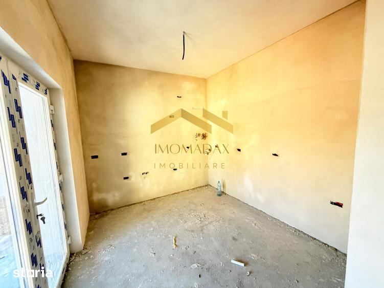 Casă cu 3 camere cu Teren 250 Mp în Sânmihaiu Român