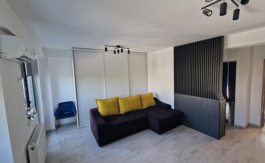 Apartament cu 2 camere decomandat în Lipovei