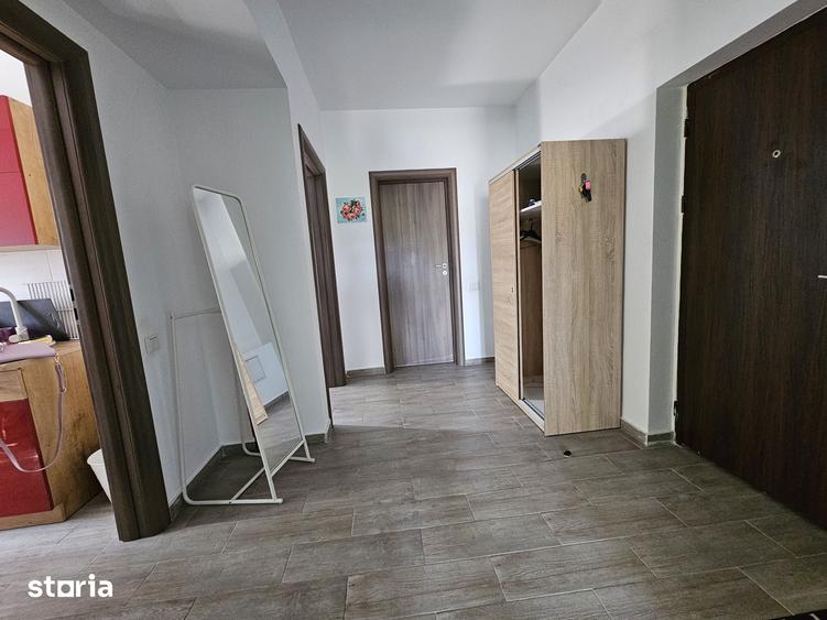 Apartament cu 2 camere decomandat în Apărătorii Patriei