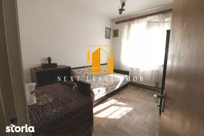 Apartament cu 3 camere în Moșoaia