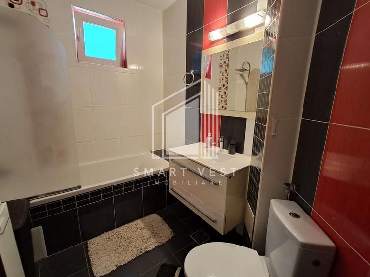 Apartament cu 3 camere decomandat în Micro 16