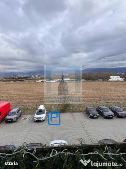Apartament cu 2 camere semidecomandat în Sânpetru