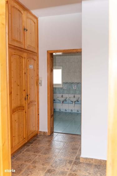 Casă cu 4 camere în Exterior Vest