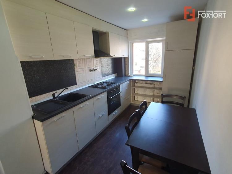 Apartament cu 2 camere semidecomandat, mobilat în Girocului