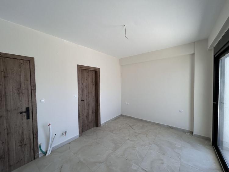 Casă individuală cu 3 camere cu Piscina în Central