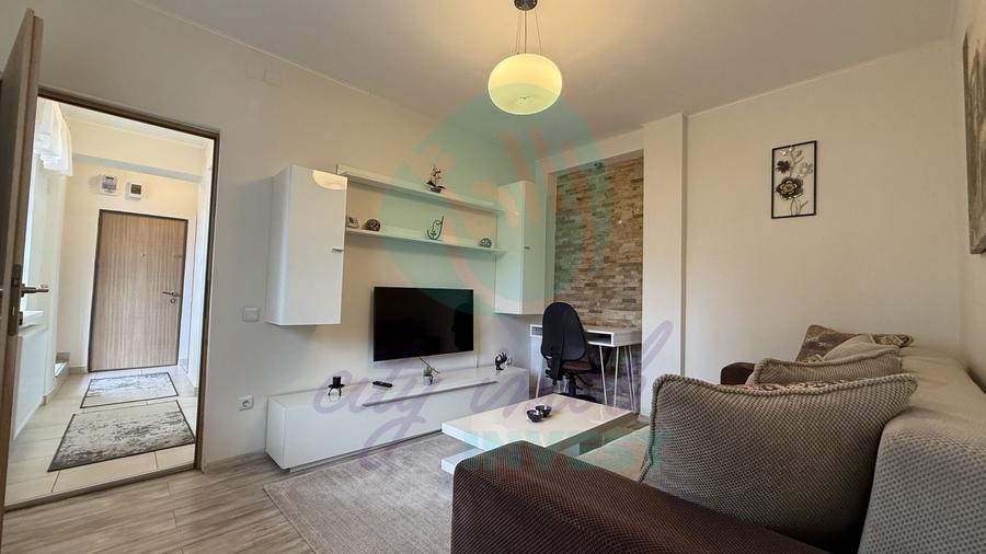 Apartament cu 2 camere semidecomandat, mobilat în Moșilor