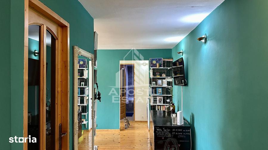 Apartament de vanzare cu 3 camere, 2 bai si o boxa, zona Torontalului - 1