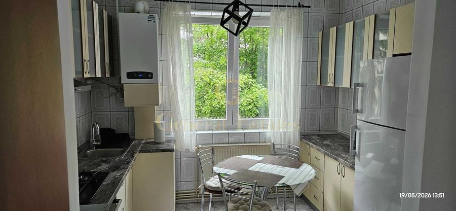 Apartament cu 2 camere decomandat în Centrul Civic