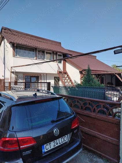 Casă cu 6 camere cu Teren 250 Mp în Costinești