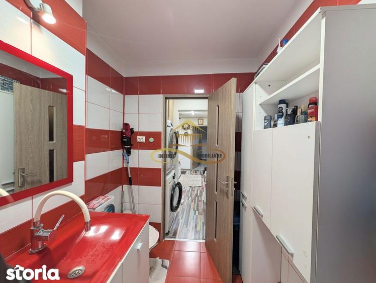Apartament cu 3 camere decomandat în Bistrița Lac