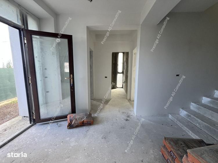 Casă cu 4 camere în Sud