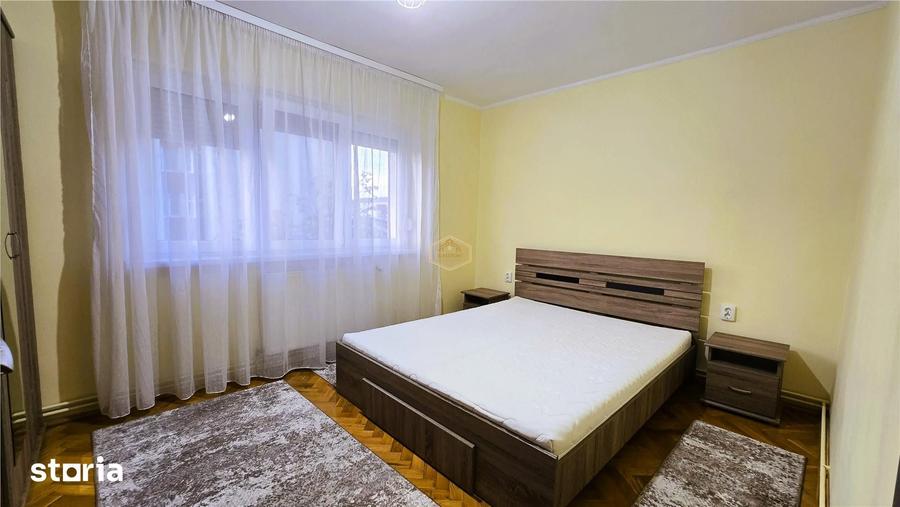 Apartament cu 3 camere decomandat în Micro 16