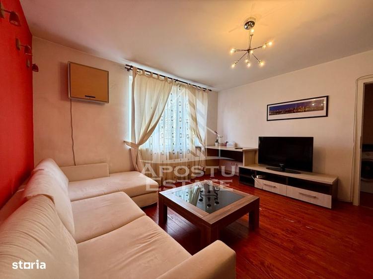 Apartament cu 2 camere semidecomandat, mobilat în Ultracentral