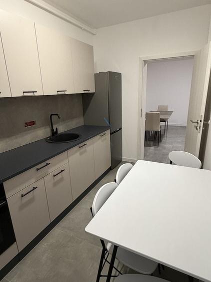 Apartament cu 3 camere decomandat în Giroc