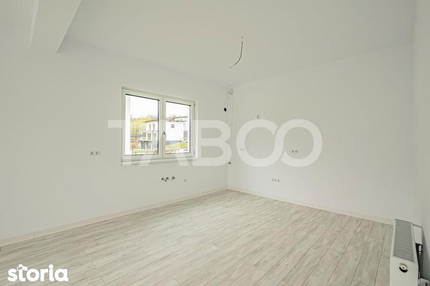 Casă cu 4 camere decomandat cu Teren 177 Mp în Central