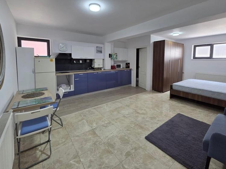 Mamaia Nord, garsoniera la 60m de plaja, mobilata, centrala pe gaz, boxa - 3