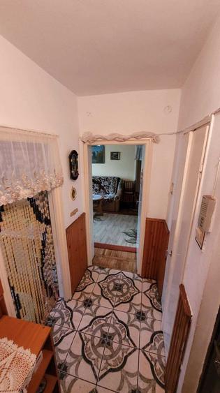 Apartament cu 2 camere nedecomandat în Petros