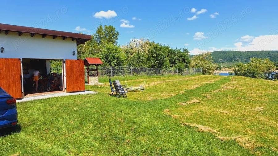 Teren de 1600 mp, în Vâlcelele