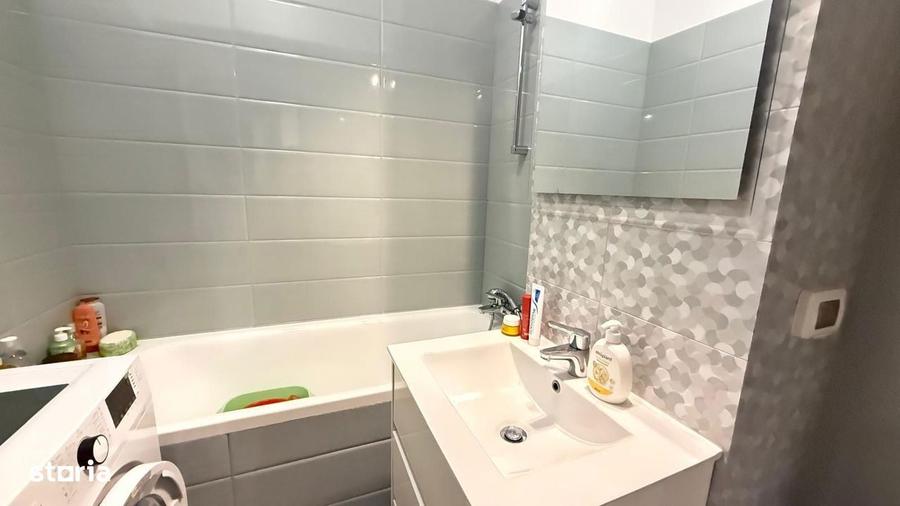 Apartament cu 3 camere, mobilat în Calea Călărașilor