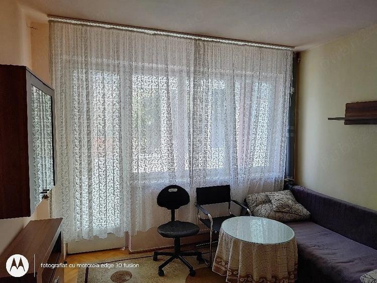 Apartament cu 2 camere decomandat în Complex Studențesc
