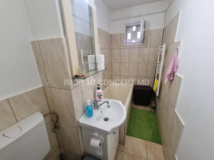 Apartament cu 2 camere semidecomandat în Mărășești