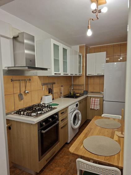 Apartament cu 2 camere decomandat în Ștrand