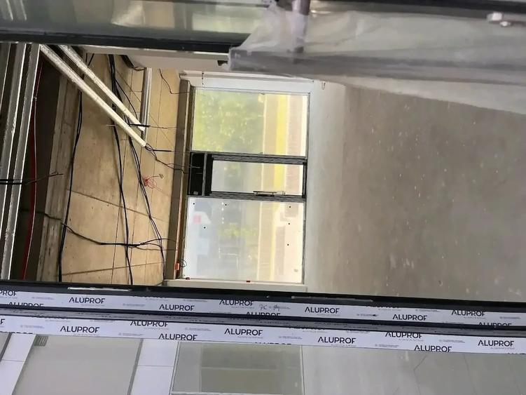 Spațiu comercial, de 36 mp, în Tipografilor