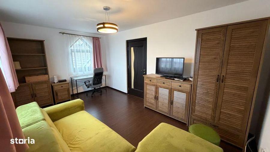 Apartament cu 2 camere decomandat în Europa