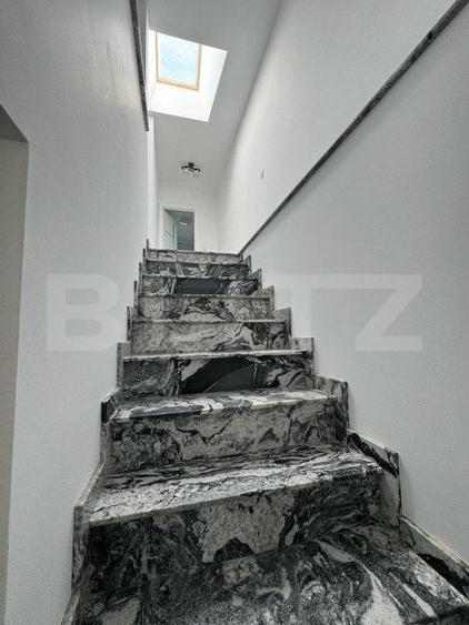 Apartament 3 camere, 100mp, situat pe 2 niveluri, zona Radauti - 9