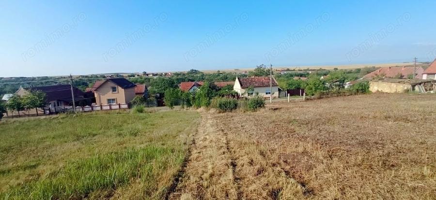 Teren de 2600 mp, în Silagiu