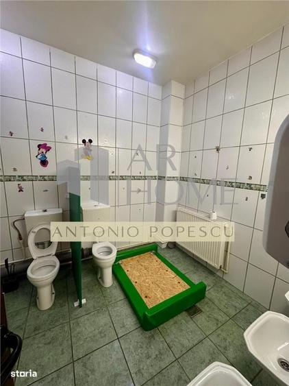 Casă cu 4 camere în Cantacuzino