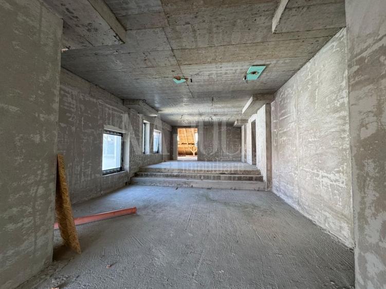 Spațiu comercial, de 339 mp, în Ultracentral